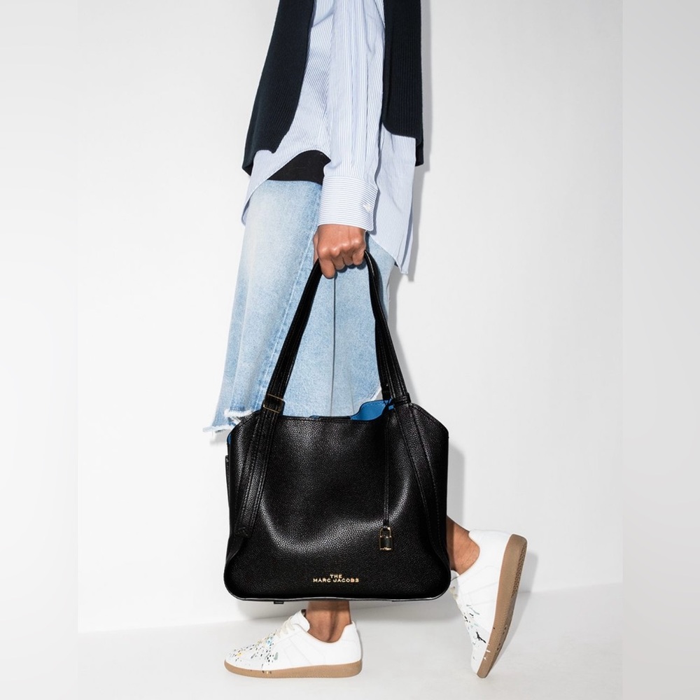 100% leather Marc Jacobs shoulder bag The Director, Black